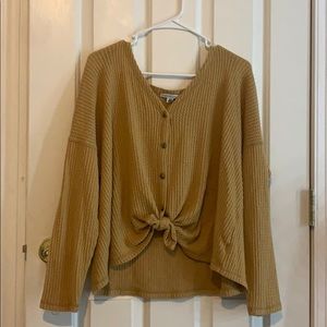 American Eagle sweater